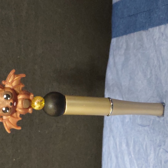 HOMEMADE  HALLOWEEN BAT FOCAL BEADED PEN COLOR GOLD AND BLACK - Picture 3 of 5